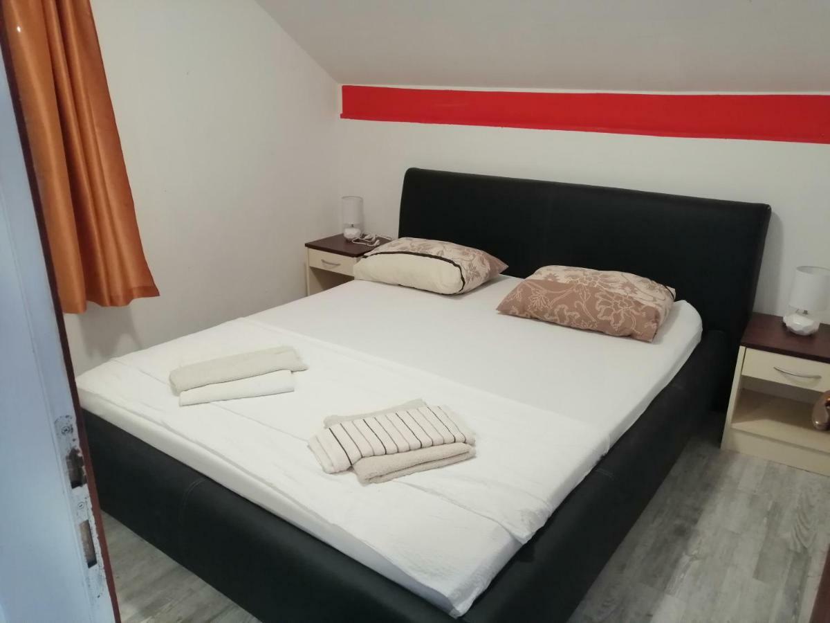 Apartmani Petra Врси Екстер'єр фото